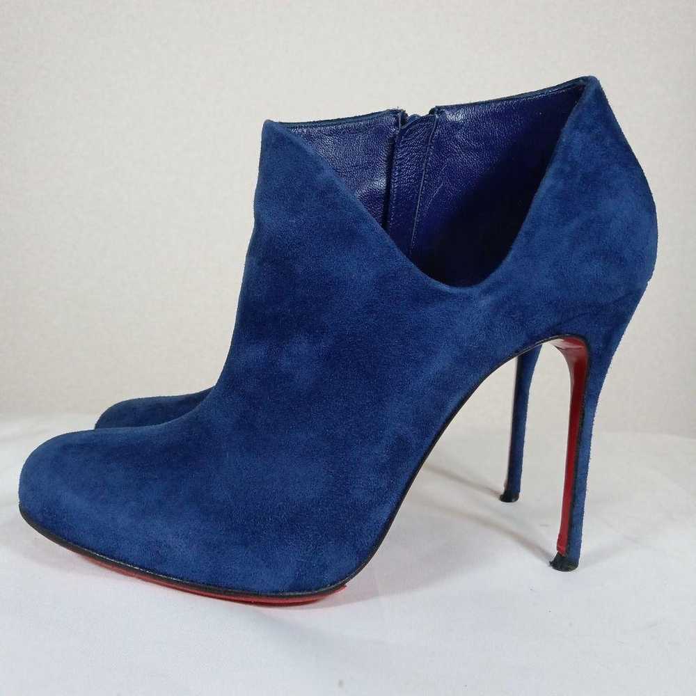 Superb Christian Louboutin suede stiletto pumps i… - image 3