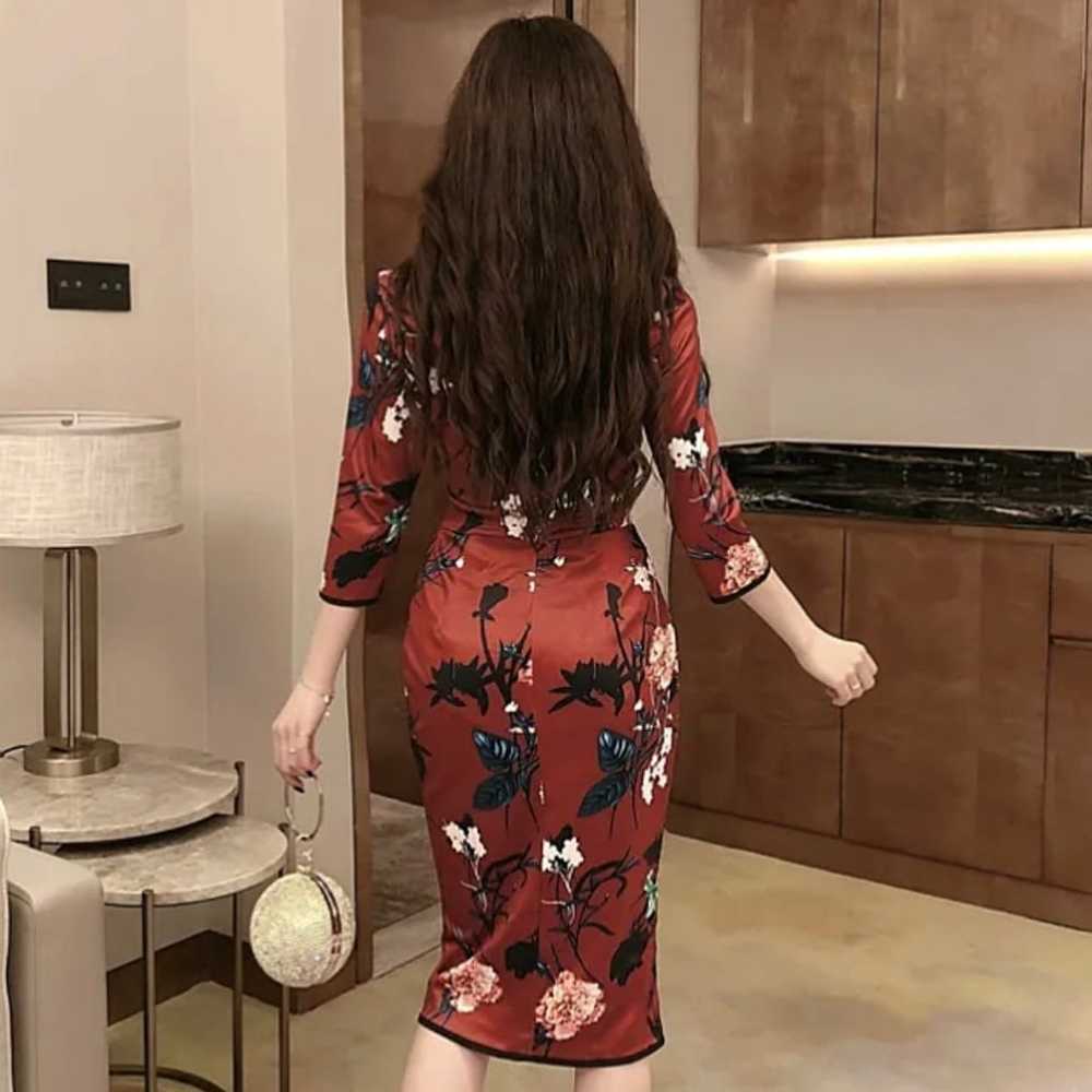 Elbow-Sleeve Flower Print Qipao - image 4