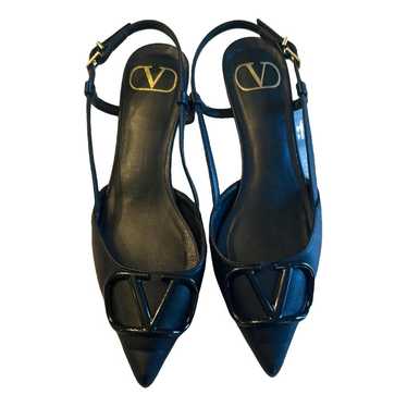 Valentino Garavani VLogo leather heels