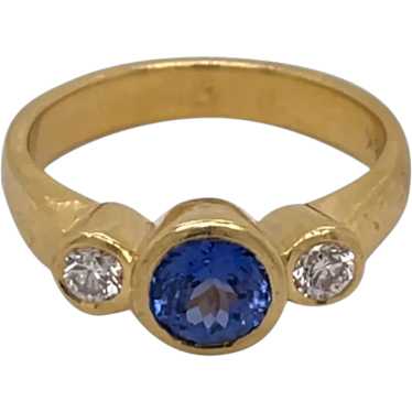 18K Yellow Gold Sapphire and Diamond Ring