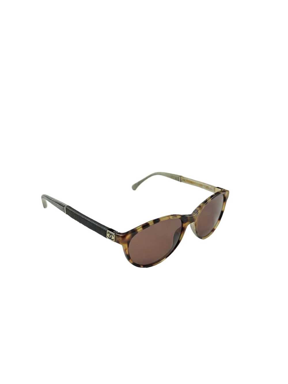 Chanel Chanel wayfarer classic vintage sunglasses - image 2