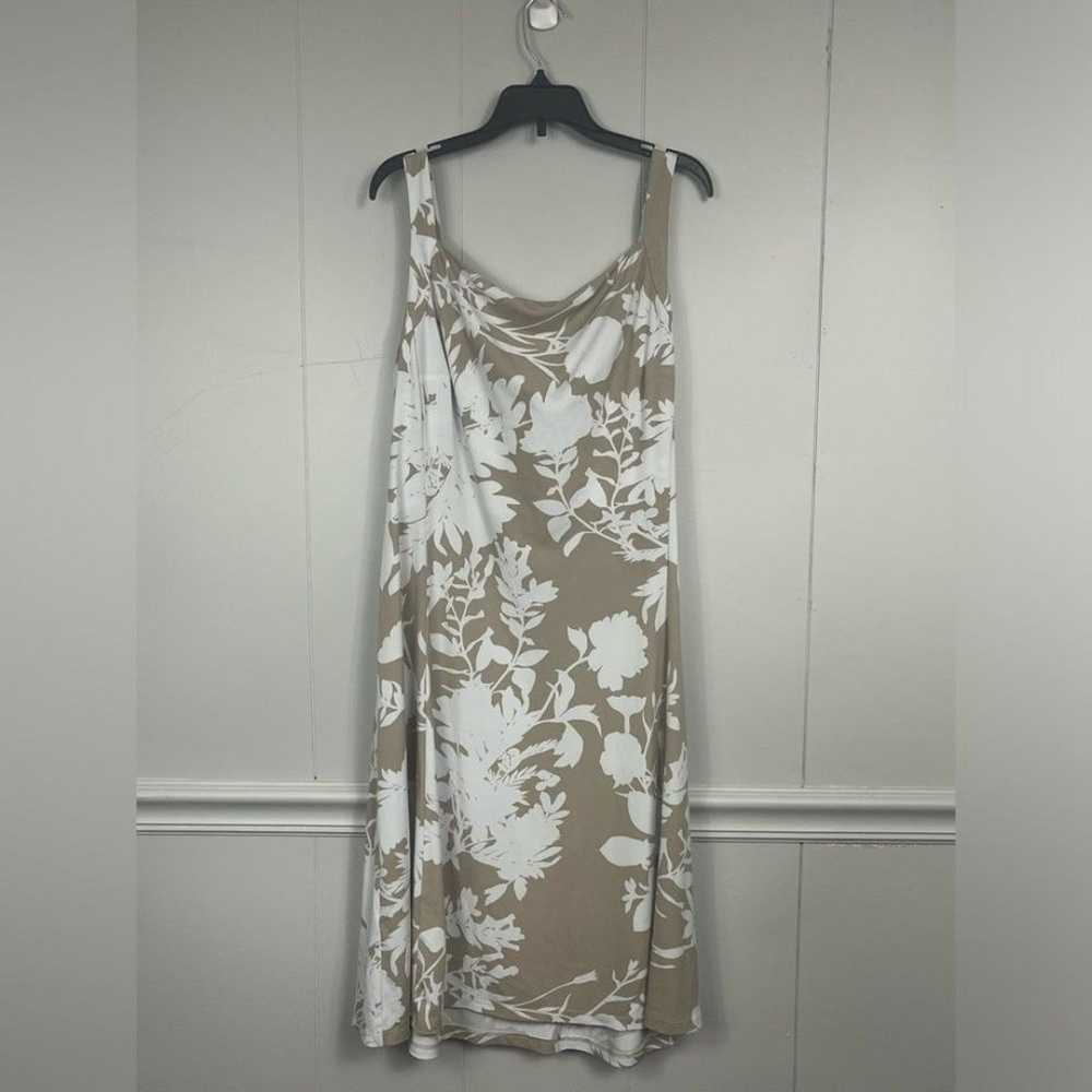 Chaps Floral Tan Sleeveless Midi Dress Size 16 - image 2