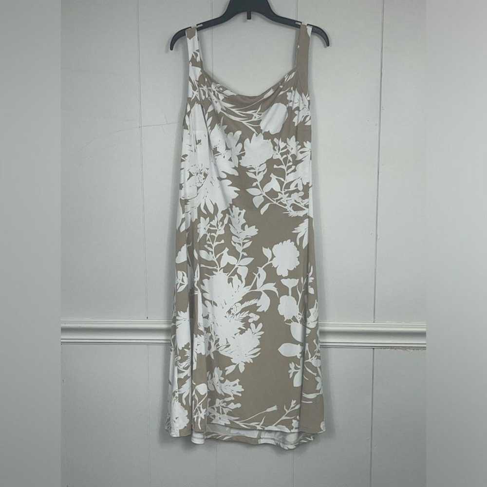 Chaps Floral Tan Sleeveless Midi Dress Size 16 - image 4