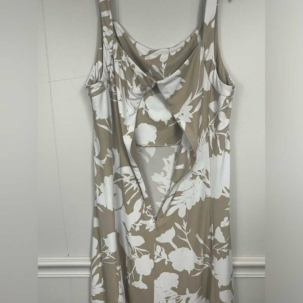 Chaps Floral Tan Sleeveless Midi Dress Size 16 - image 9