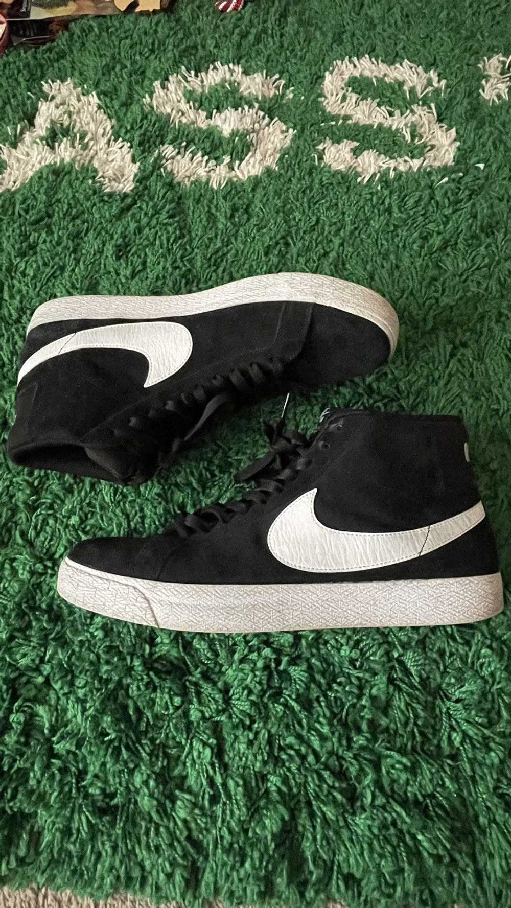 Nike Nike SB Zoom Blazer Mid black suede skate - image 1