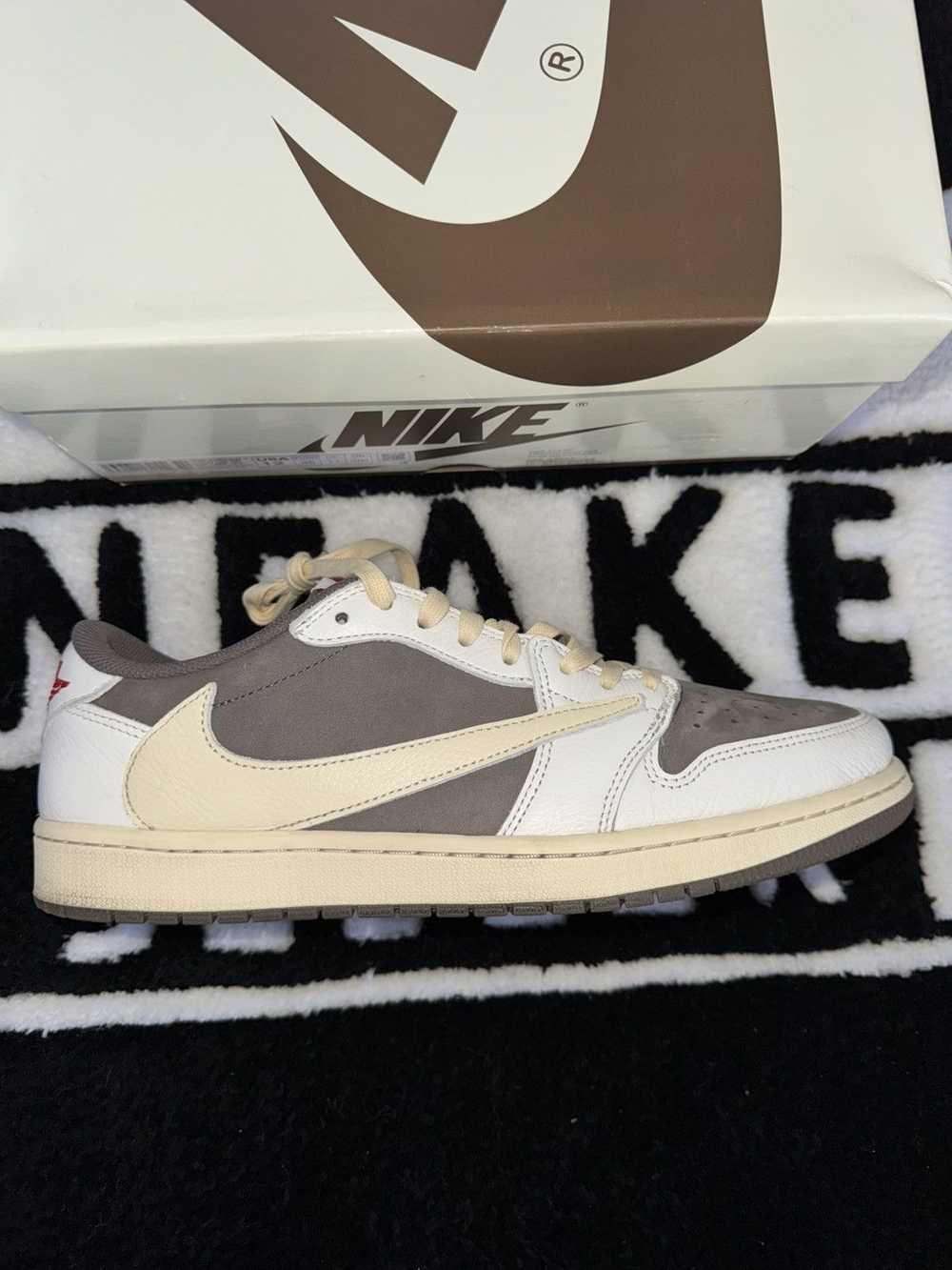 Nike × Travis Scott Jordan 1 Retro Travis Scott R… - image 5