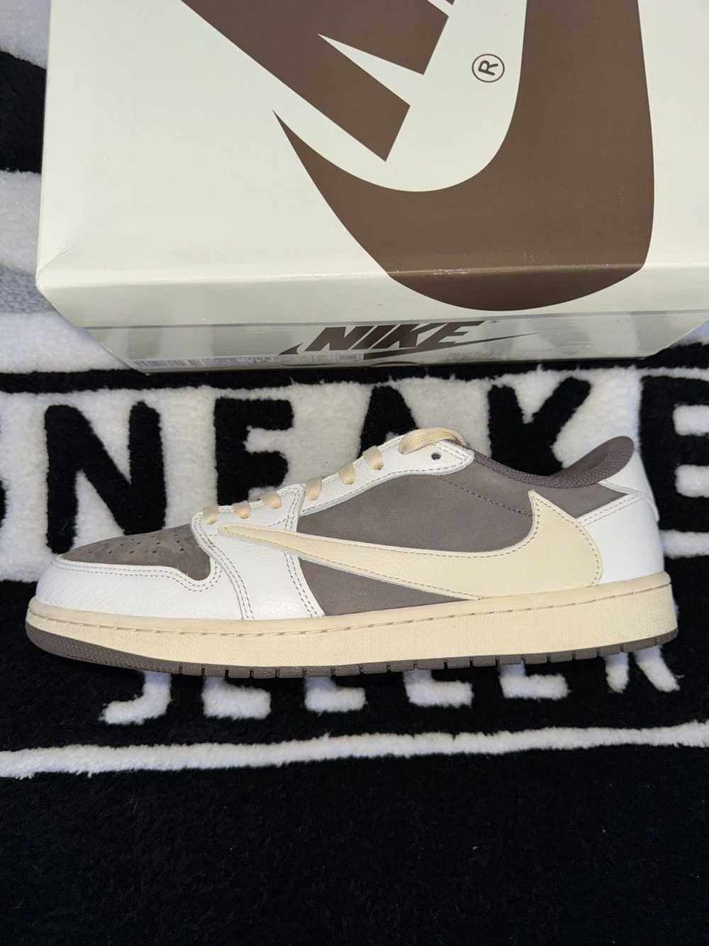 Nike × Travis Scott Jordan 1 Retro Travis Scott R… - image 7