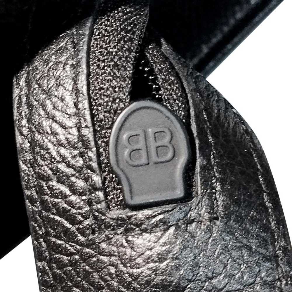 Balenciaga Everyday leather handbag - image 9