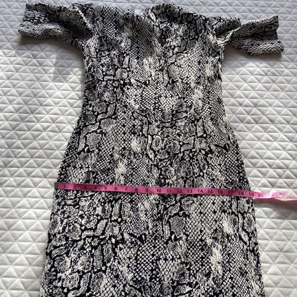 Betsey Johnson Dress Womens 10 Snakeskin Print Wh… - image 10