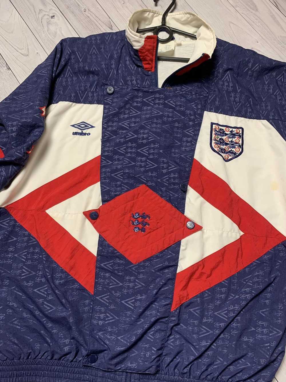 Soccer Jersey × Umbro × Vintage Vintage England s… - image 11