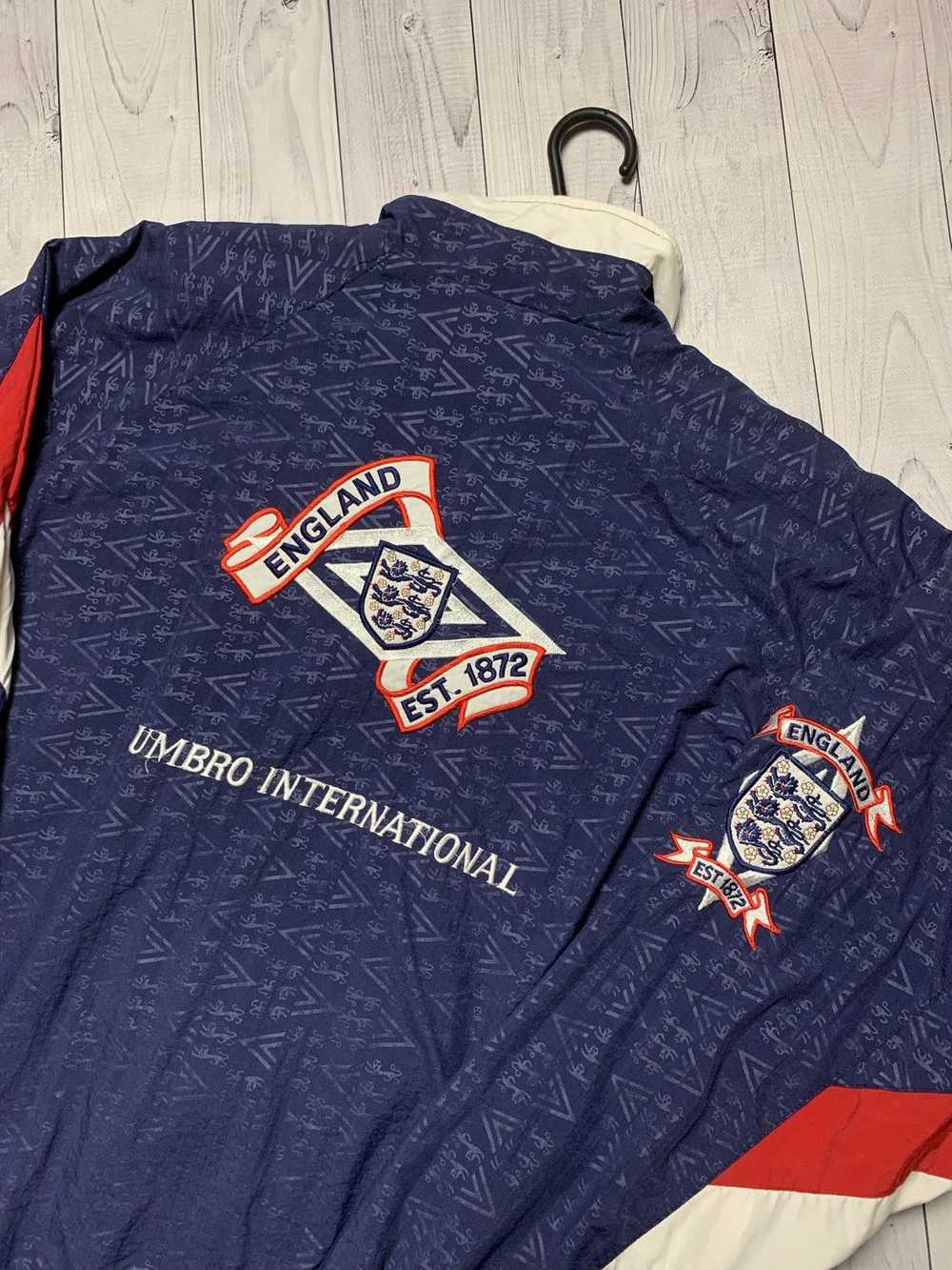 Soccer Jersey × Umbro × Vintage Vintage England s… - image 12