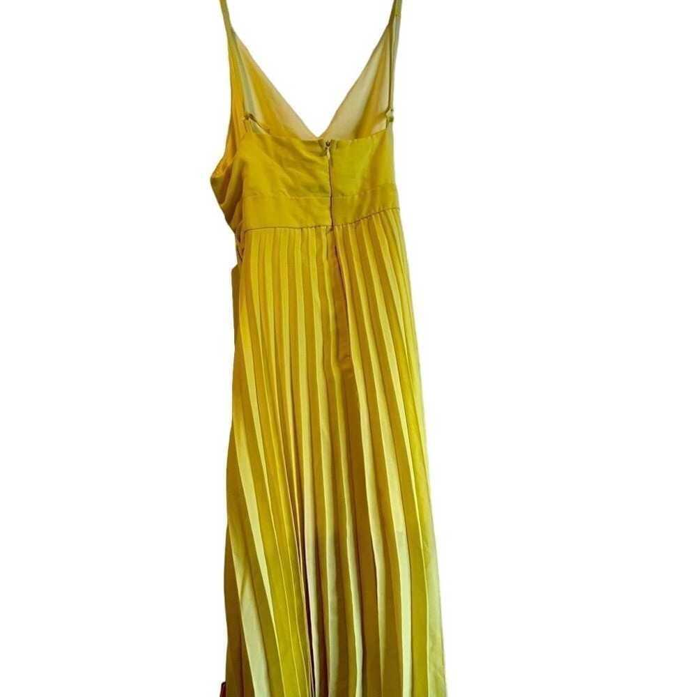 Stunning Yellow Pleated Maxi Dress with Spaghetti… - image 2