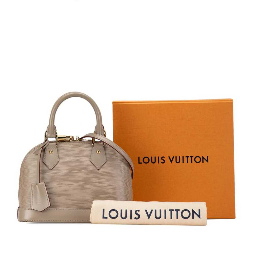 Louis Vuitton Alma leather crossbody bag - image 9