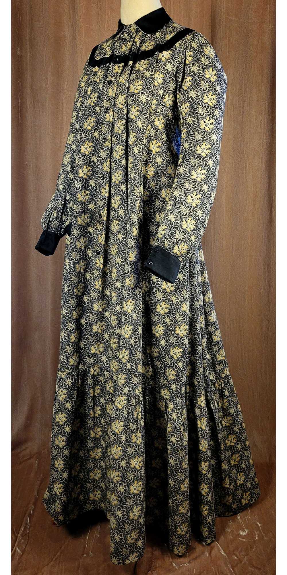 Victorian Black Cotton Calico Print Wrapper Dress - image 7