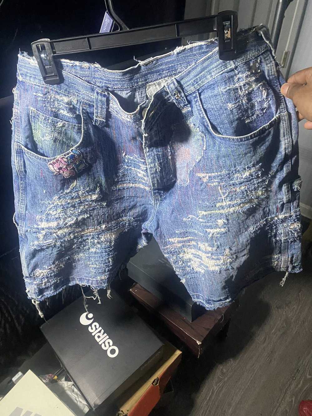 1 Of 1 1 of 1 distressed jorts - image 2