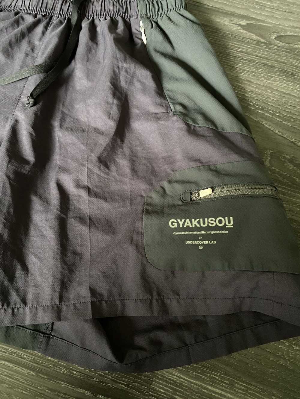 Gyakusou × Undercover SS12 Running shorts - image 2