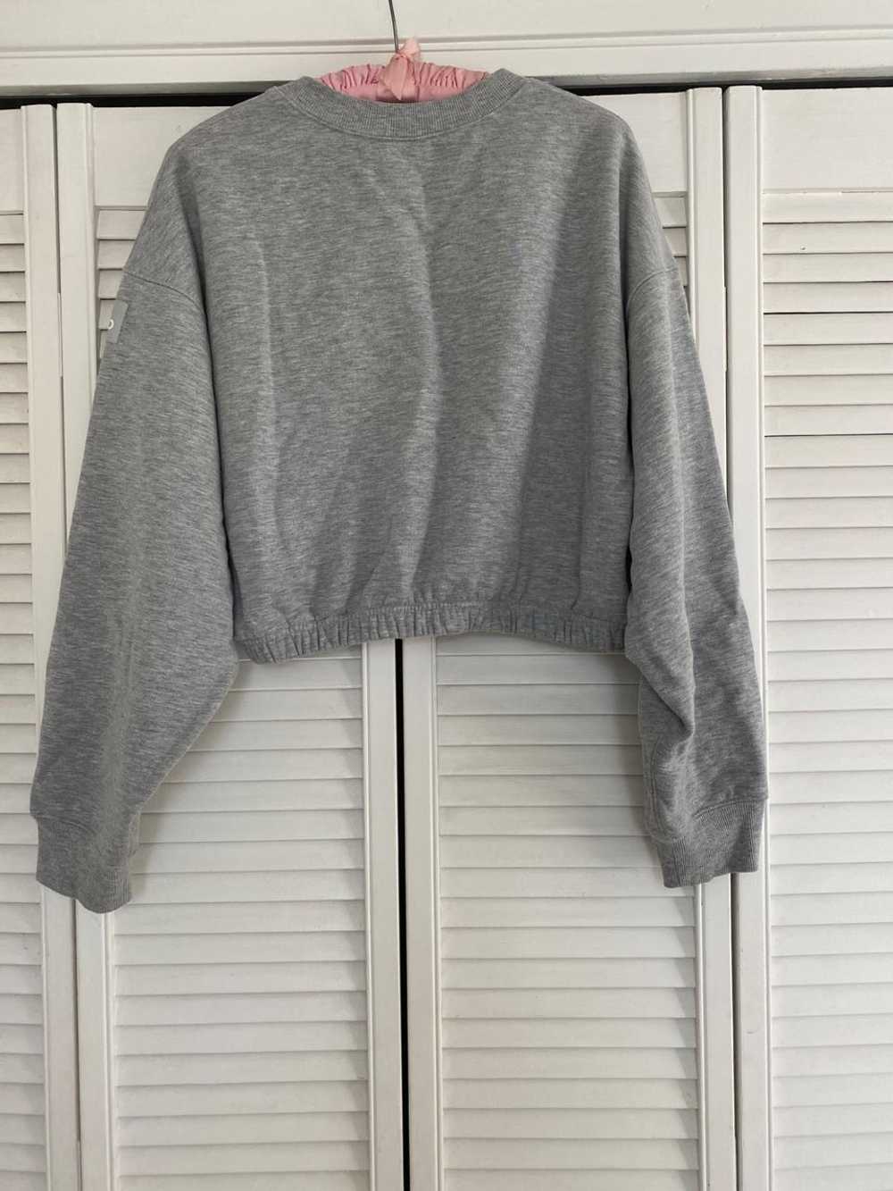 ALO YOGA Cropped Sweatshirt (L) | Used, Secondhan… - image 2