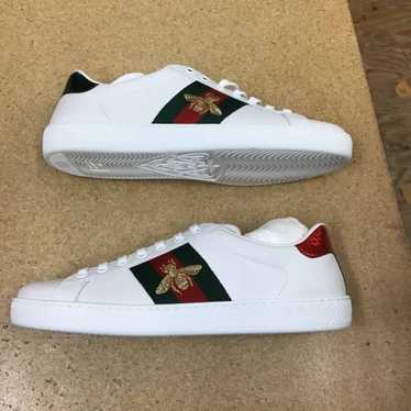 Gucci Gucci Ace Embroidered Bee