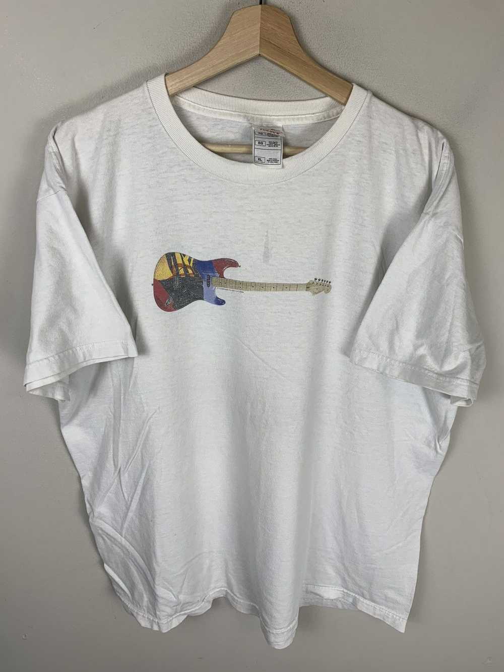 Tee × Tee Shirt × Vintage Vintage Fender Guitar F… - image 1