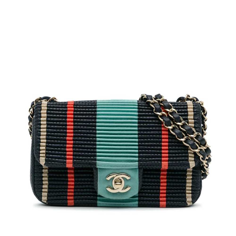 Chanel Timeless/Classique leather crossbody bag - image 1