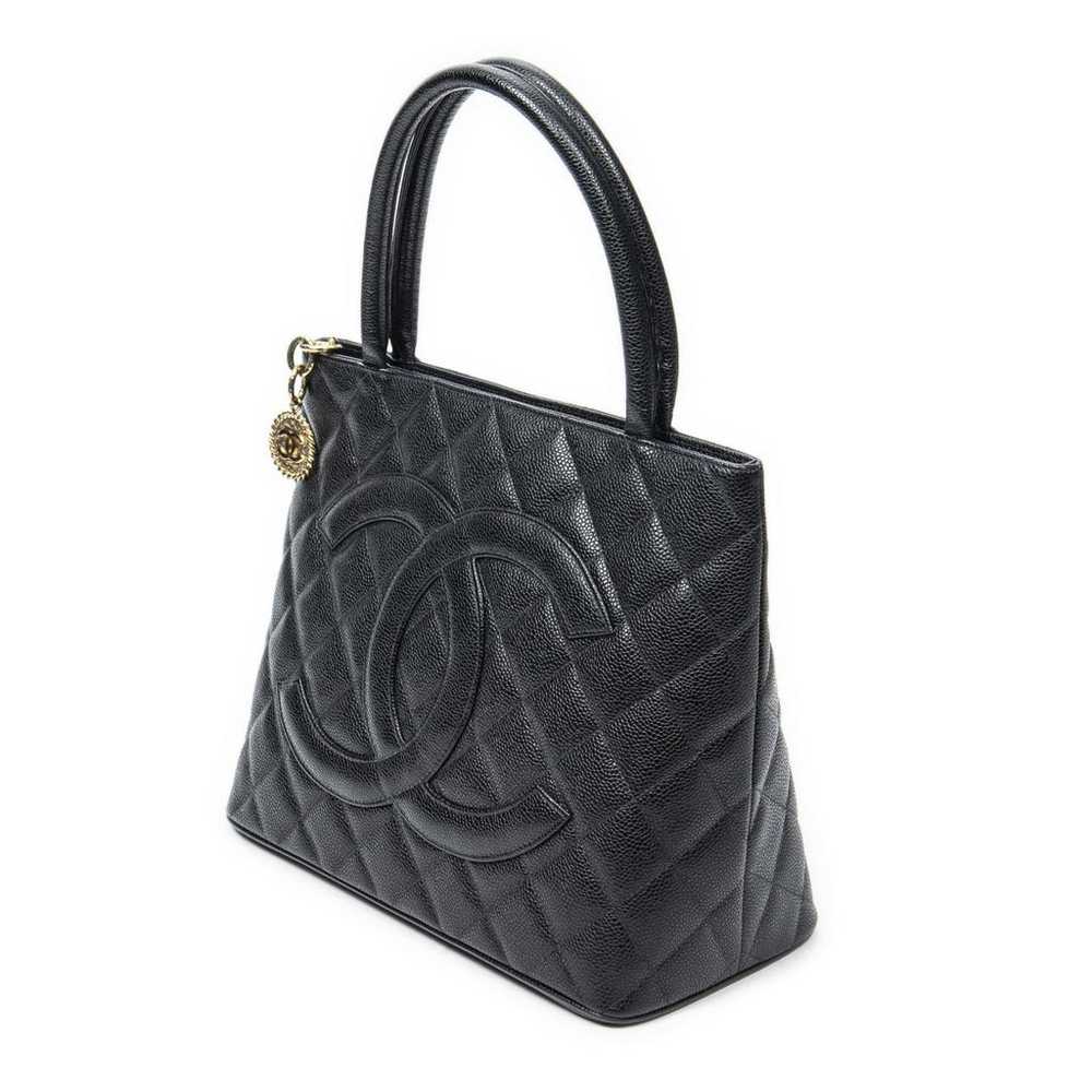 Chanel Leather handbag - image 2