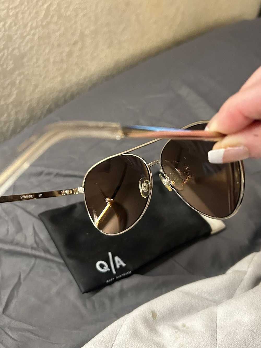 Quay Preowned Gold Mirrored Brow Bar Aviator Sung… - image 6