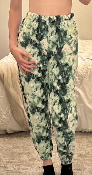 Target Basics Colsie green tie dyed sweatpants