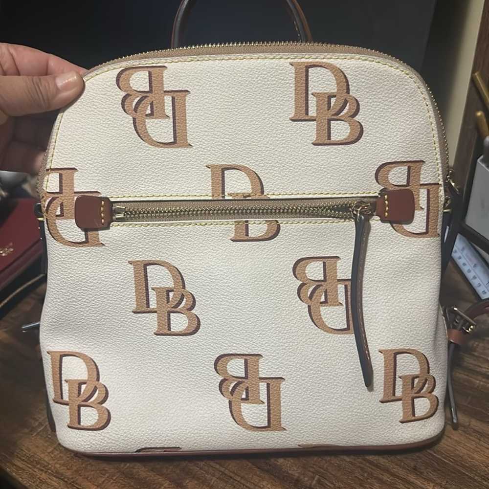 Dooney & Bourke - image 5