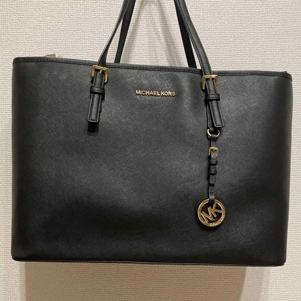 Michael Kors tote bag, black, suitable for commut… - image 2