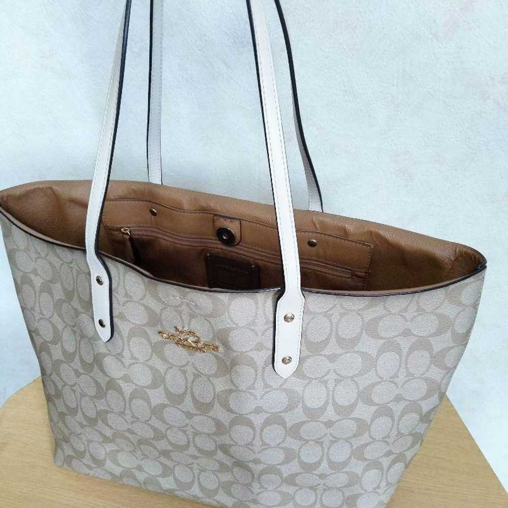 Price reduction Coach tote bag signature beige ha… - image 5