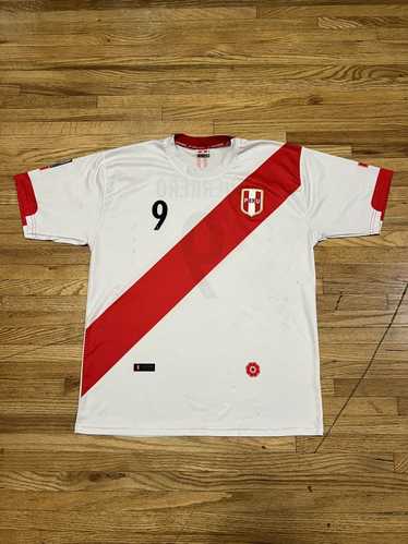 Vintage Peru Soccer Jersey #9 Guerrero Size Large