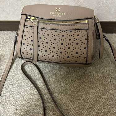 Kate Spade shoulder bag.