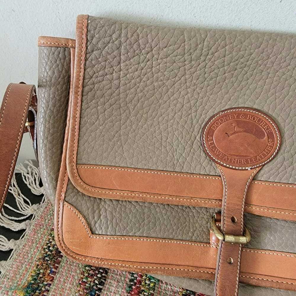 Vintage Dooney and Bourke crossbody bag purse - image 4