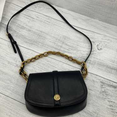 Charles and Keith shoulder bag black.