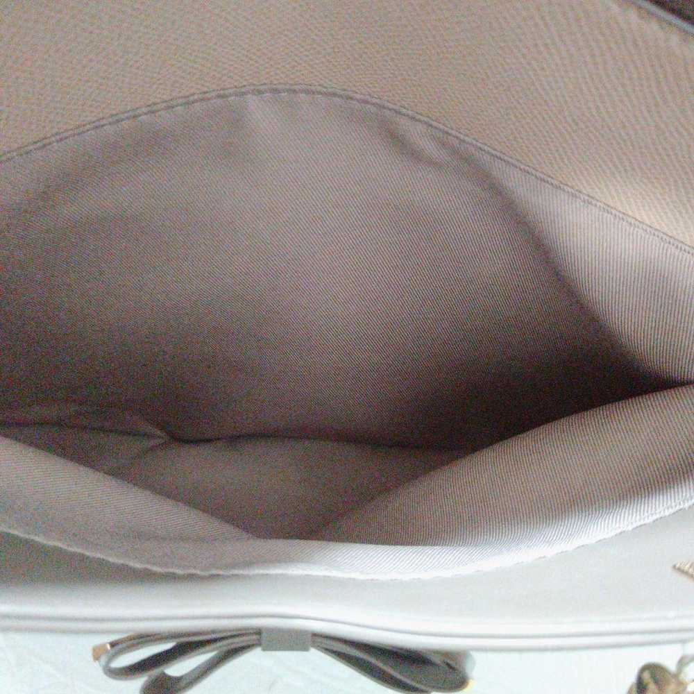 Excellent condition Samantha Vega handbag in beig… - image 6