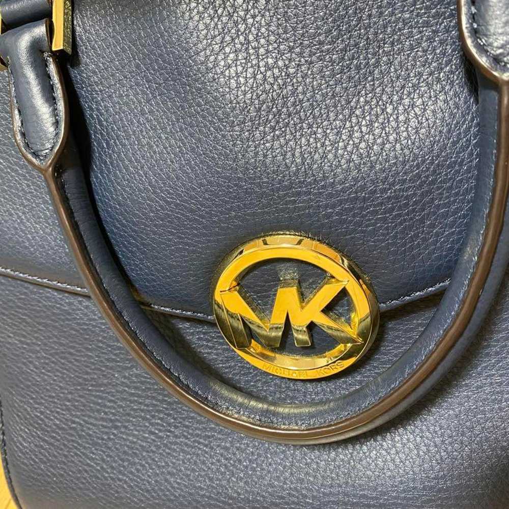 Michael Kors navy handbag in excellent condition. - image 3