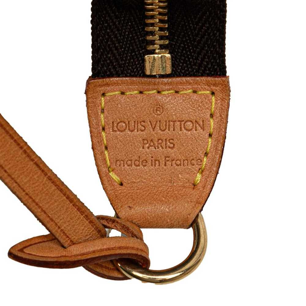 Louis Vuitton Pochette Accessoire leather handbag - image 6