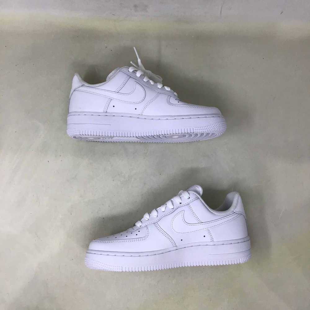 Nike Wmns Air Force 1 07 White - image 1