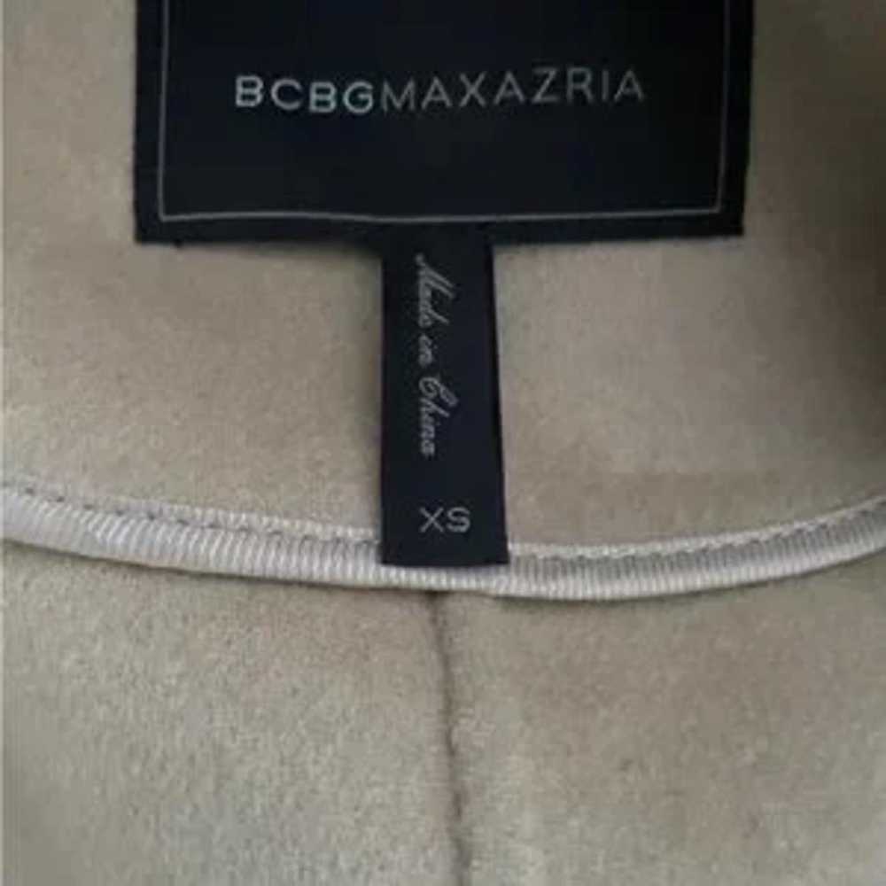 Bcbg Max Azria Wool coat - image 3