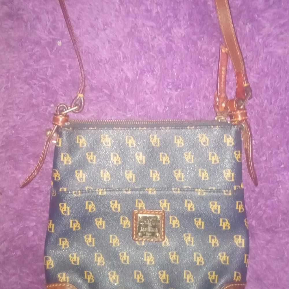 Dooney & Bourke
Gretta Crossbody - image 4