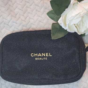 Chanel Beautè offers Black Nylon Drawstring Pouch