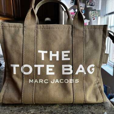 MARC JACOBS the tote bag - image 1