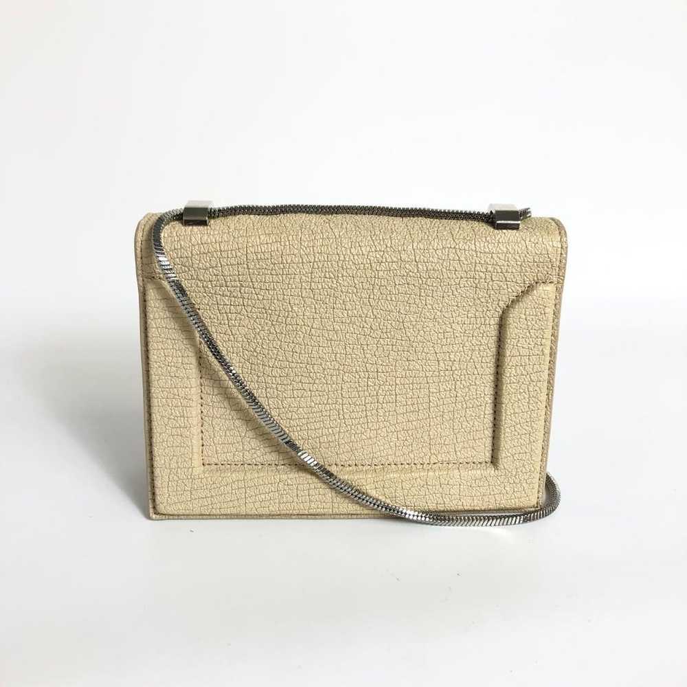 10D213/3.1
Philip Lim
Shoulder Bag
Beige
Leather - image 2