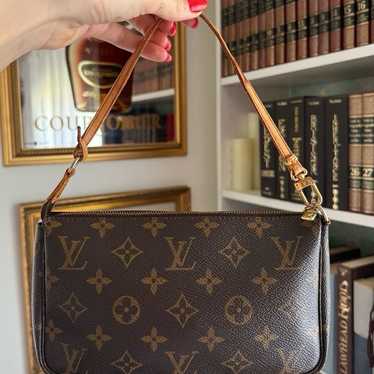 Louis Vuitton pochette MADE IN FRANCE