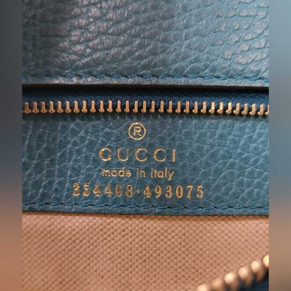 Gucci pebbled swing tote bag blue - image 3