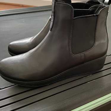 Cole Haan ankle boots waterproof