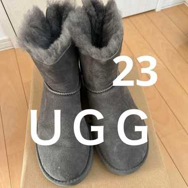 UGG Gray Sheepskin Boots Size 23