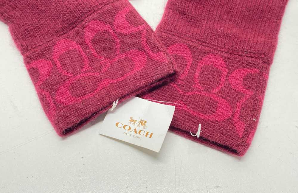 COACH Tech Logo Signature Knit Gloves Size S - image 4