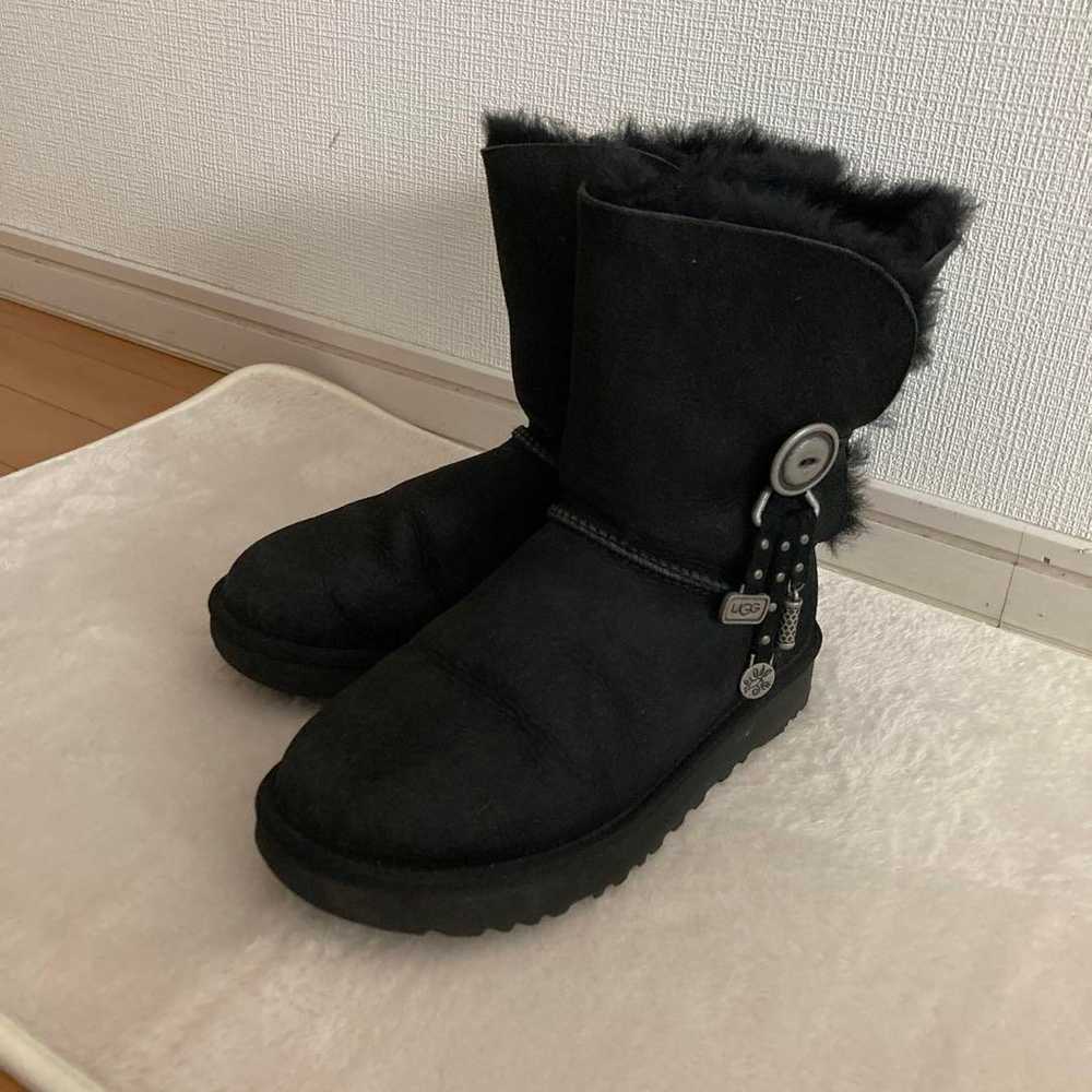 UGG sheepskin boots black - image 1