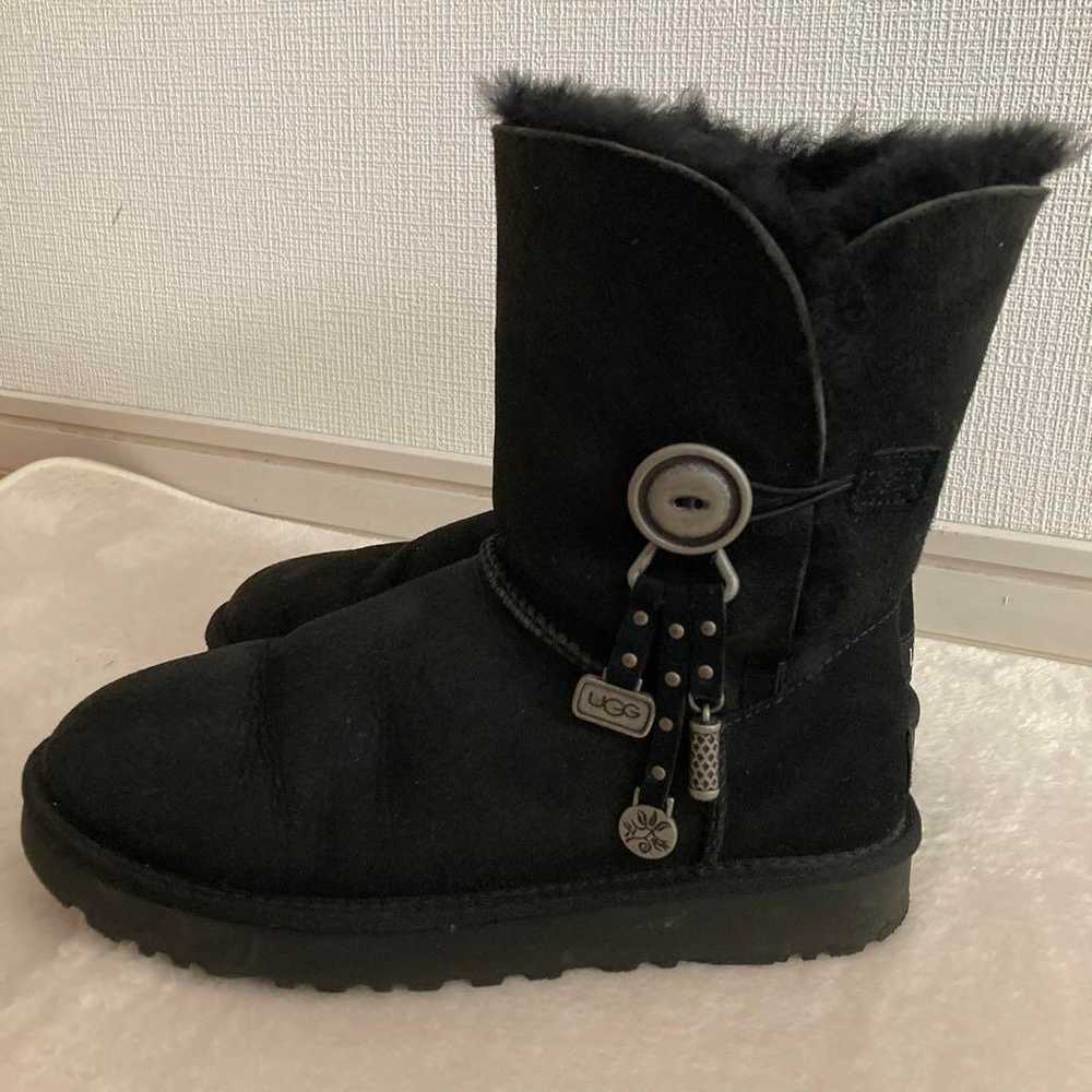 UGG sheepskin boots black - image 2